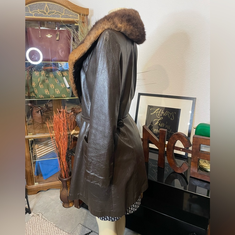 🤎Vintage Leather & Fur Coat GUC - Picture 2 of 8
